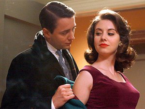 alison-brie-mad-men